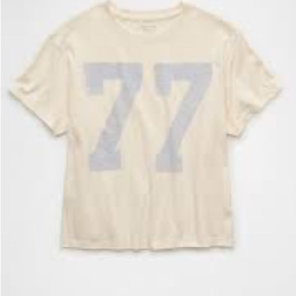 American Eagle white 77 T shirt7️⃣7️⃣